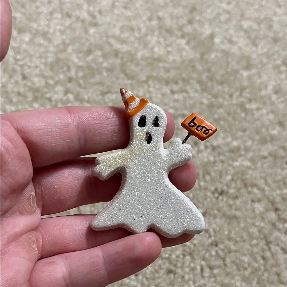 Glittery Ghost Halloween Pin